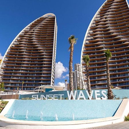 ベニドルムSunset Waves Vistas Al Marアパートメント エクステリア 写真